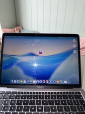 M1 MacBook Air 2020 256GB, 88% Battery Health