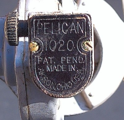 VINTAGE PFLUEGER PELICAN 1020 SPINNING REEL VINTAGE PFLUEGER PELICAN 1020 SPINNING REEL