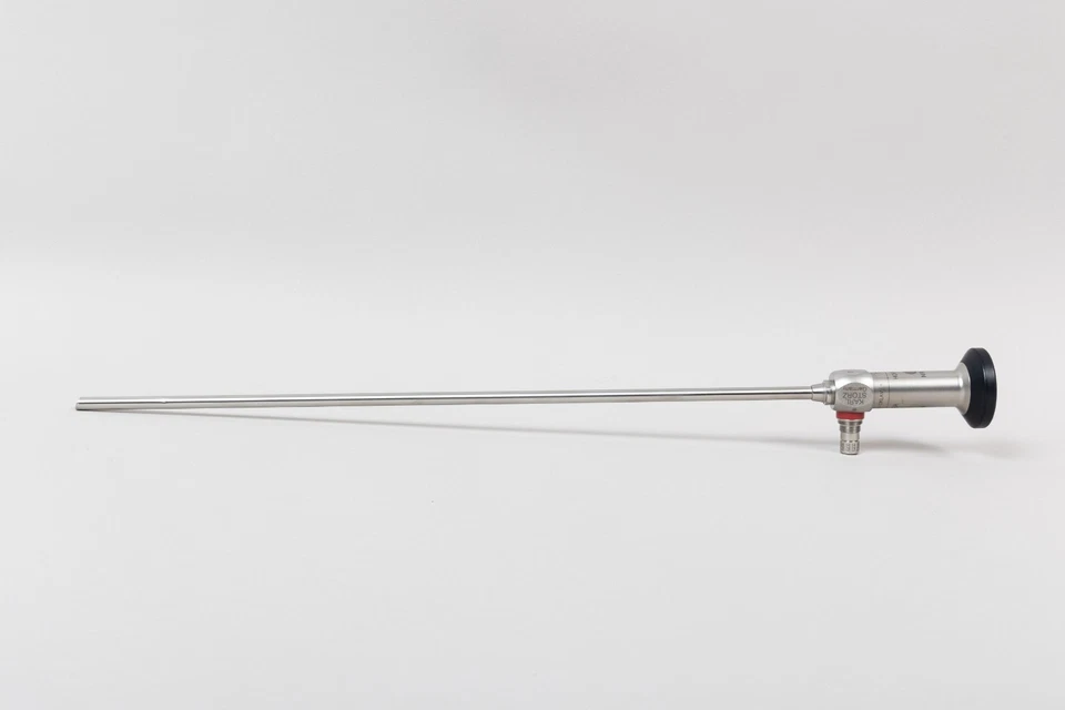 Sujetador Storz 26046 Hopkins Rubina ICG 30 grados 5 mm - Disponible en Simon Medical Inc Foto 2 de 4