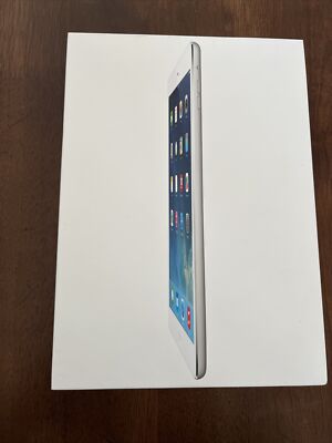 Apple iPad Air MD788LL/A 16GB 9.7