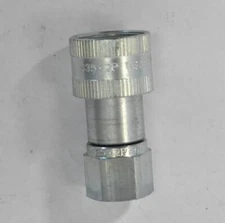 Safeway Hydraulics Quick Connect Socket S35-2P Carbon Steel 1/4" -18 x 1/4"