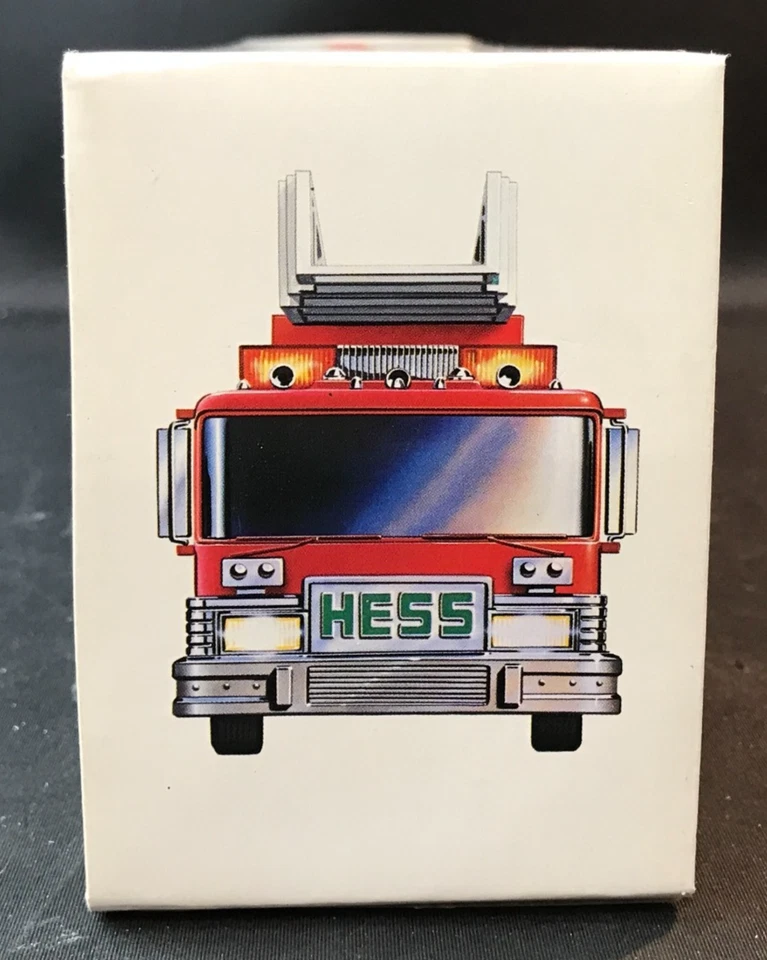 1986 Hess Collectible Fire Truck Bank Toy w/Orig. BOX Swivel Ladder & Lights VTG - Image 4 of 4