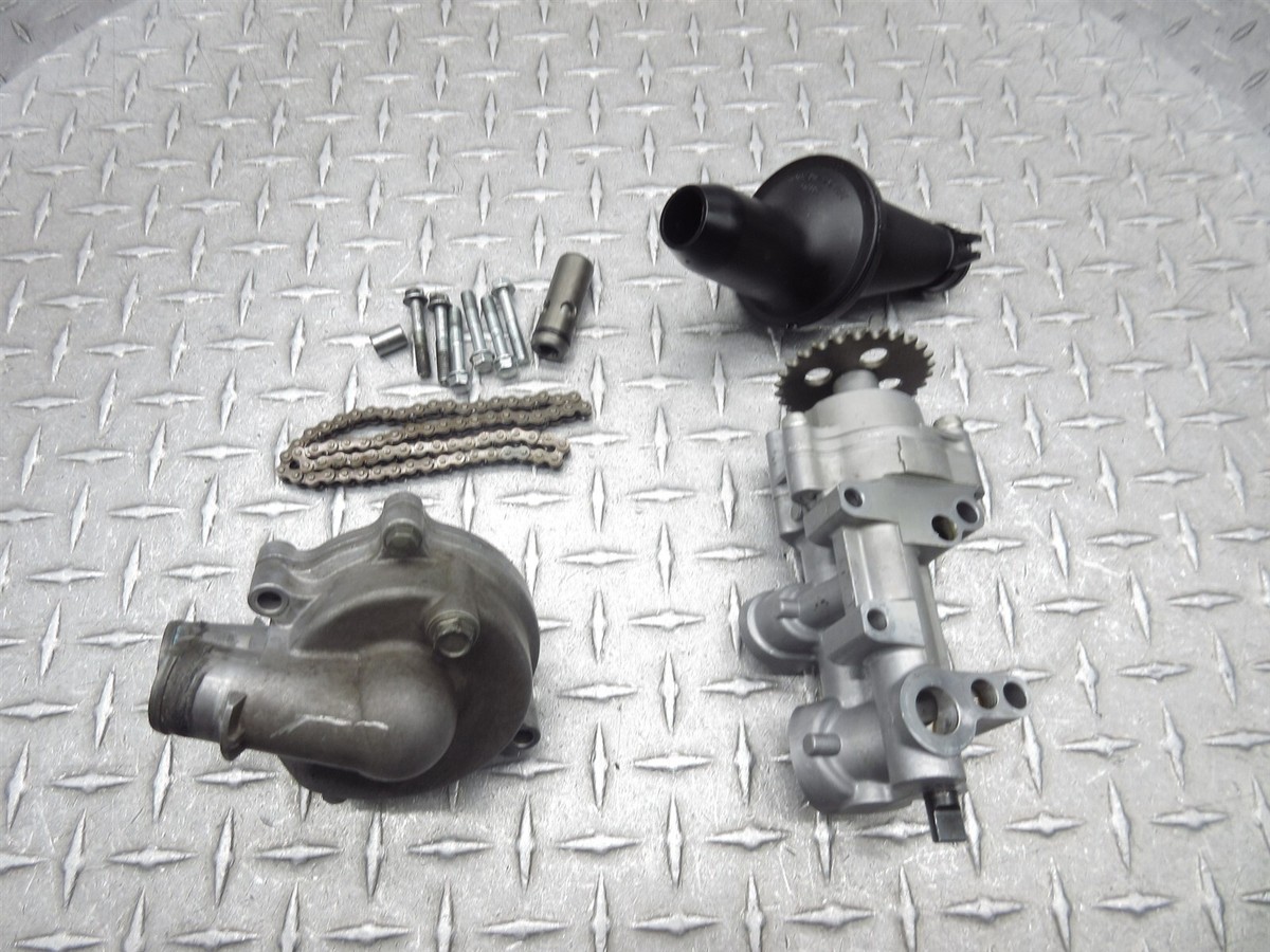 時計 O 2007 06-07 Suzuki GSXR 600 GSXR600 Engine Oil Water Pump Cover