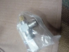 75814G01 Valve Oil Drain: EZ-Go