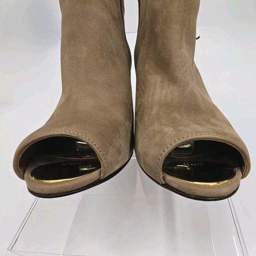 STUART WEITZMAN Size 9.5M JUMP Booties Tan Nubuck Peep Toe Gold Trimmings $498 - Picture 12 of 18