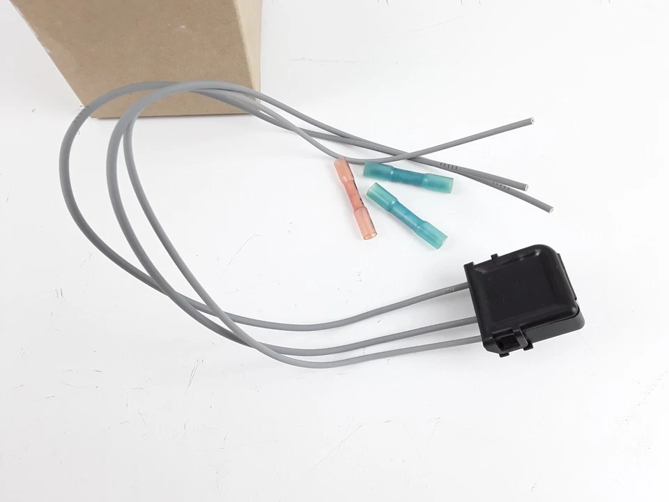 Conector de faros para Chevrolet Express, Savana 1500 1996-2002 Dorman 645-523 Foto 3 de 4