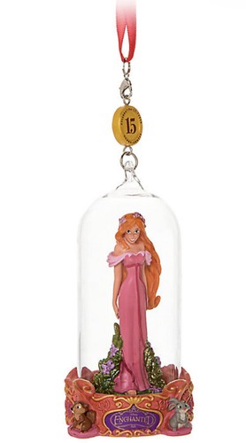 Disney Store Enchanted 15th Anniversary Giselle Legacy Sketchbook Ornament 2022 - Picture 8 of 10