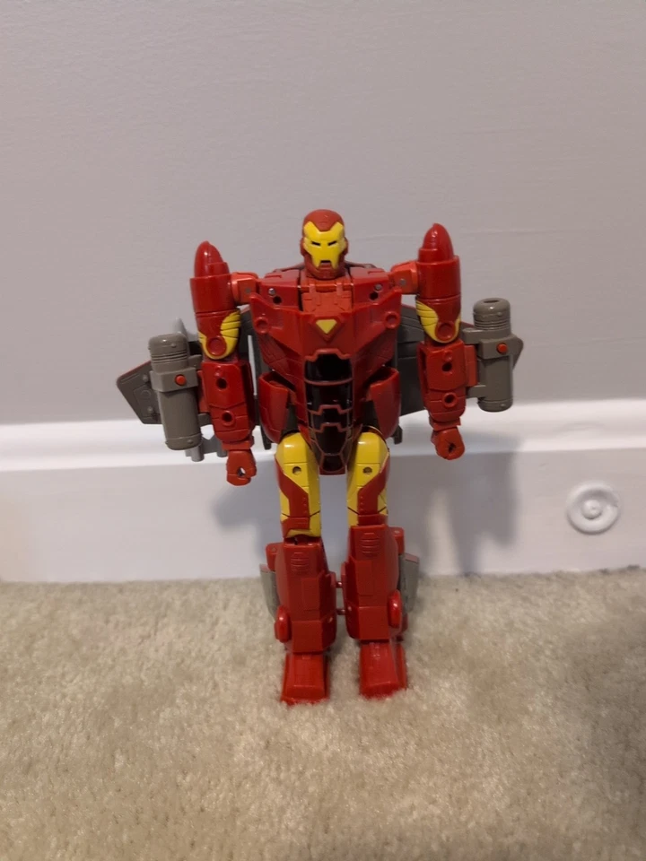 Figura de acción Hasbro Marvel Transformers Crossovers - Iron Man Foto 4 de 4
