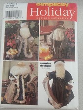 Simplicity 7921 Holiday Santa 26"  Clothes Sewing Pattern One Size