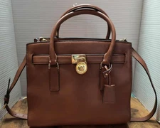 MICHAEL KORS SELMA SATCHEL HANDBAG & DUSTBAG 10 T X 15 W X 5 D