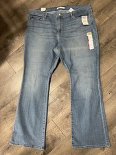 Signature Levi Strauss Mid Rise Bootcut Jeans Size 22 New