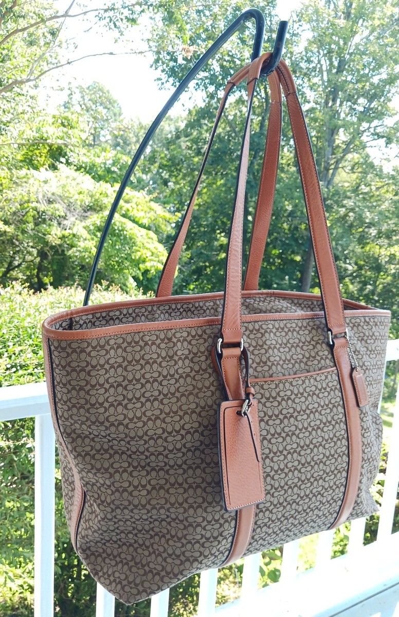 Coach F77012 Vintage XL Signature C Canvas w/Vachetta Leather Trim