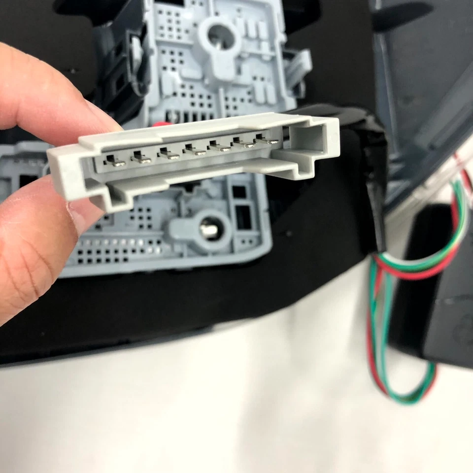 W204 LED Rear Lamp Lights For Mercedes Benz C class  C180 C200 C300 C250 Smoke - Image 4 of 4