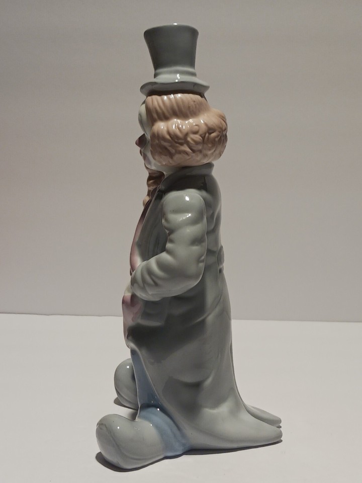 Vintage Porcelain HOBO CLOWN with Bunny Rabbit Figurine - Lladro Style ...