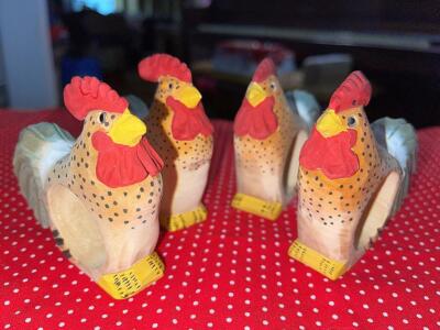 Set Of 4 Wooden Chicken Napkin Ring Holders Unique! Cute! 