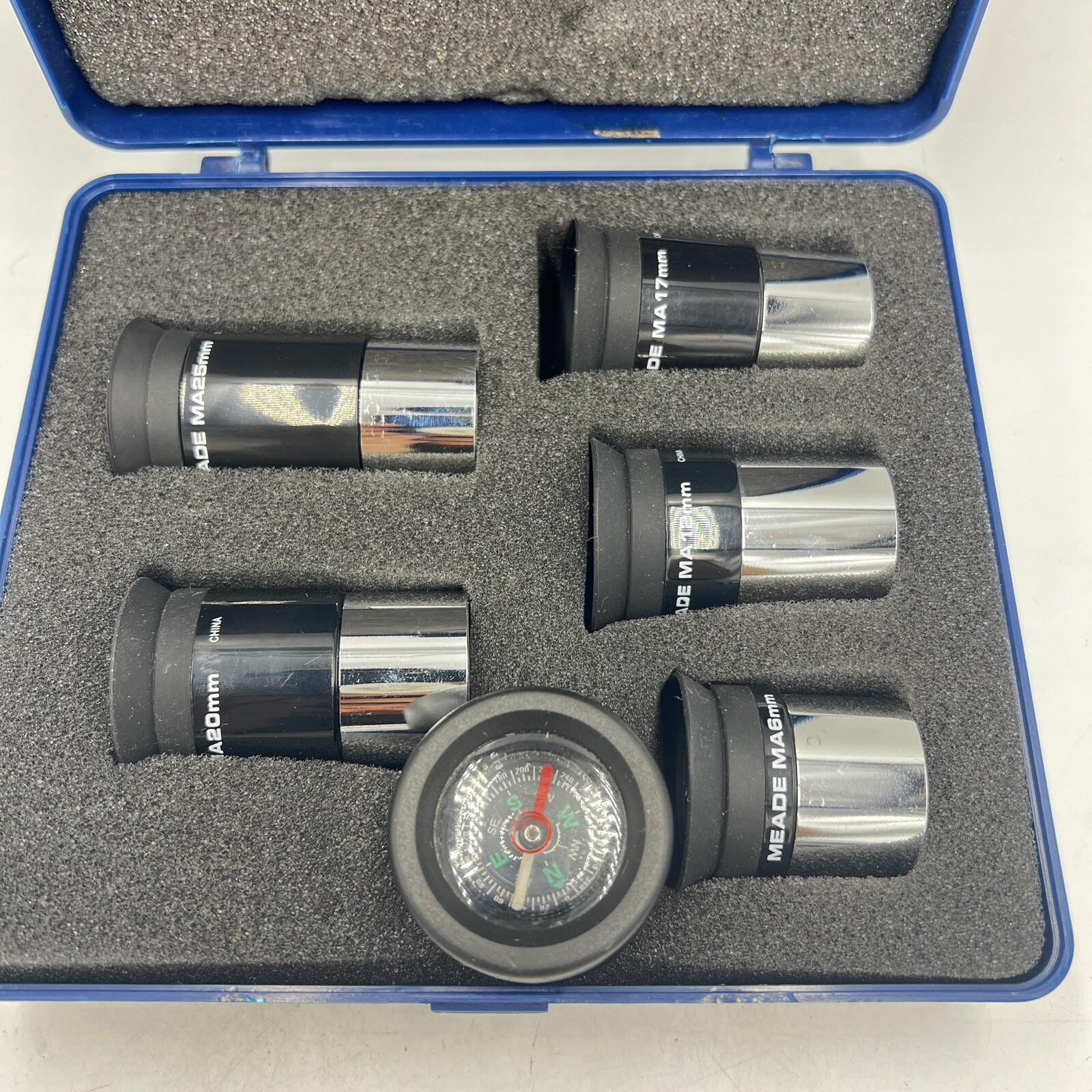 Meade Telescope eyepiece 5 piece set 6, 12, 17, 20 25mm w/ case 1.25” W