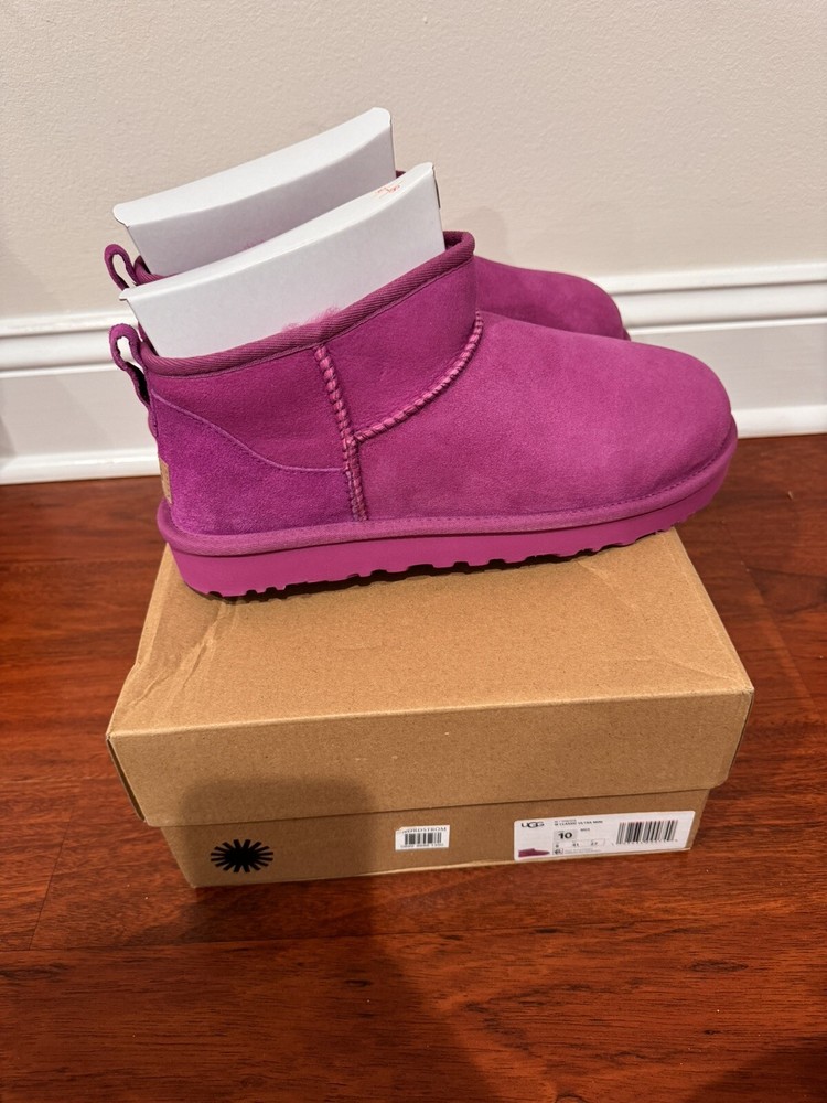 UGG Classic Ultra Mini Boots Mangosteen Women Size 10 💯 Authentic