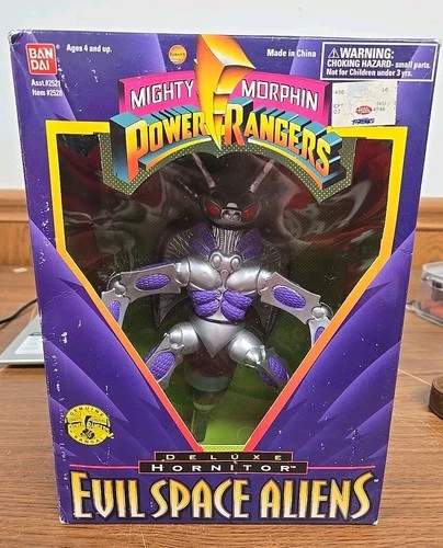 Vintage 1995 MIGHTY MORPHIN POWER RANGERS Evil Space Aliens Deluxe Hornitor