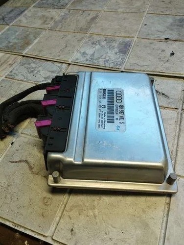 AUDI A6 Avant 4B5, C5 Motorsteuergerät ECU 0281010148 4B0907401S 2.50 18237594