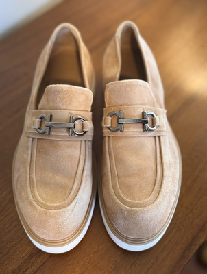 Ferragamo Men Suede Loafers Tan Beige Gancini Bit White Sport Sole Size 8 M Box