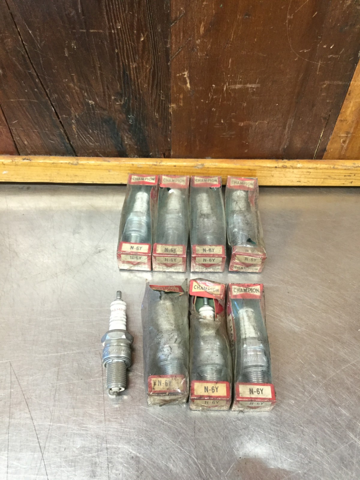 NOS Champion Spark Plugs x8. #N-6Y. Used. KQ589