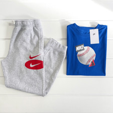 Nike Boys The Nike Tee With Baseball Gray Swoosh Jogger Pants Set L