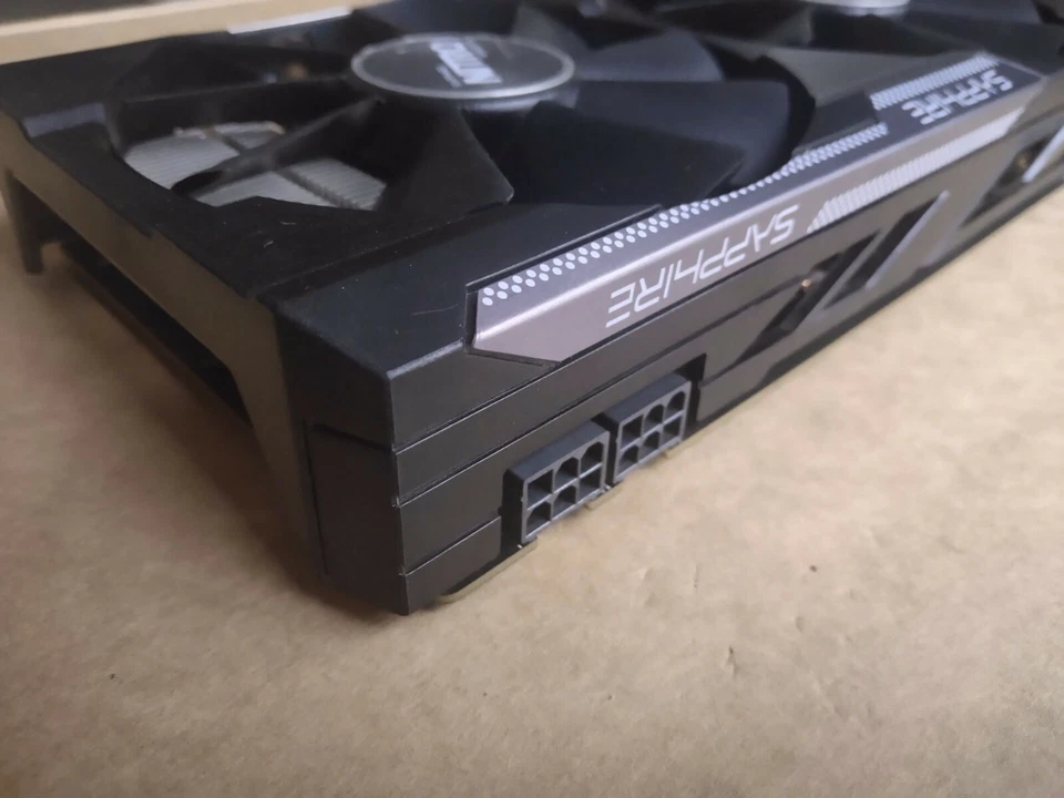 SAPPHIRE AMD Radeon R9 380 4GB GDDR5 Graphics Card Video Card - Image 4 of 4