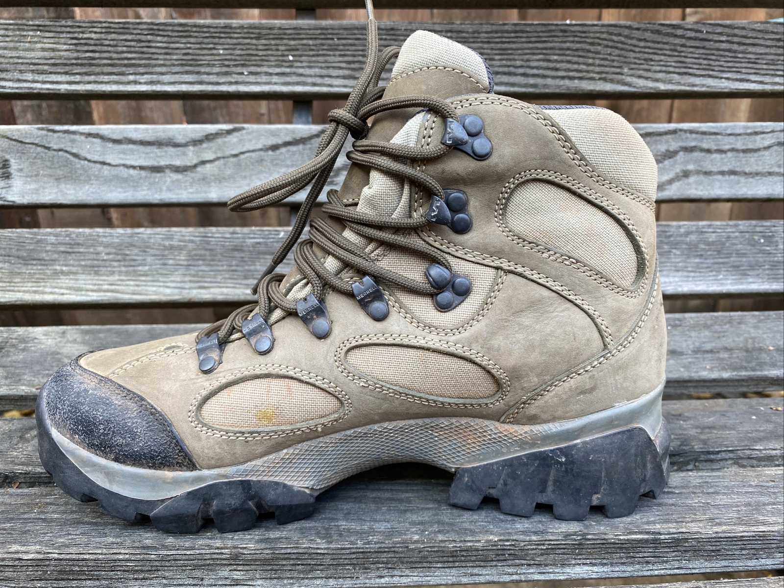 merrell sawtooth boots