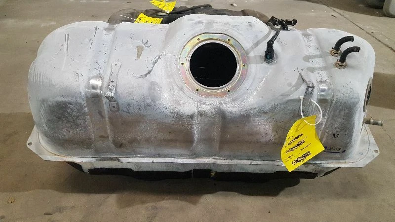 燃油罐 THRU 11/03 适合 02-06 INFINITI Q45 8977OEM — 第 3/4 张图片