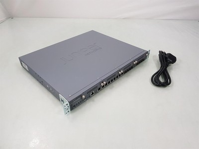 Juniper Networks SRX340 Firewall mit 16 Ports und Rackhalterungen