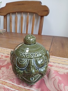 Mary Leigh 'Preserve' Face Pot
