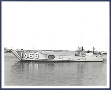 USS LCU-1469 Landing Craft Utility Vessel 8 x 10 USN Photo