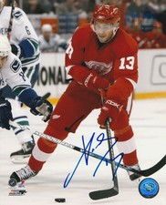 PAVEL DATSYUK SIGNED DETROIT RED WINGS 8x10 PHOTO #2 HHOF Autograph