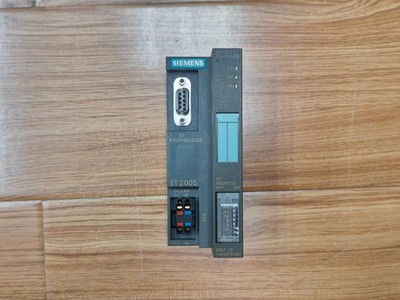 Siemens 6ES7151-1AA06-0AB0 Interface Module //