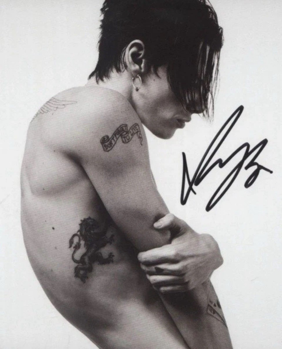 REPRINT - YUNGBLUD Autographed Signed 8 x 10 Photo Poster Man Cave