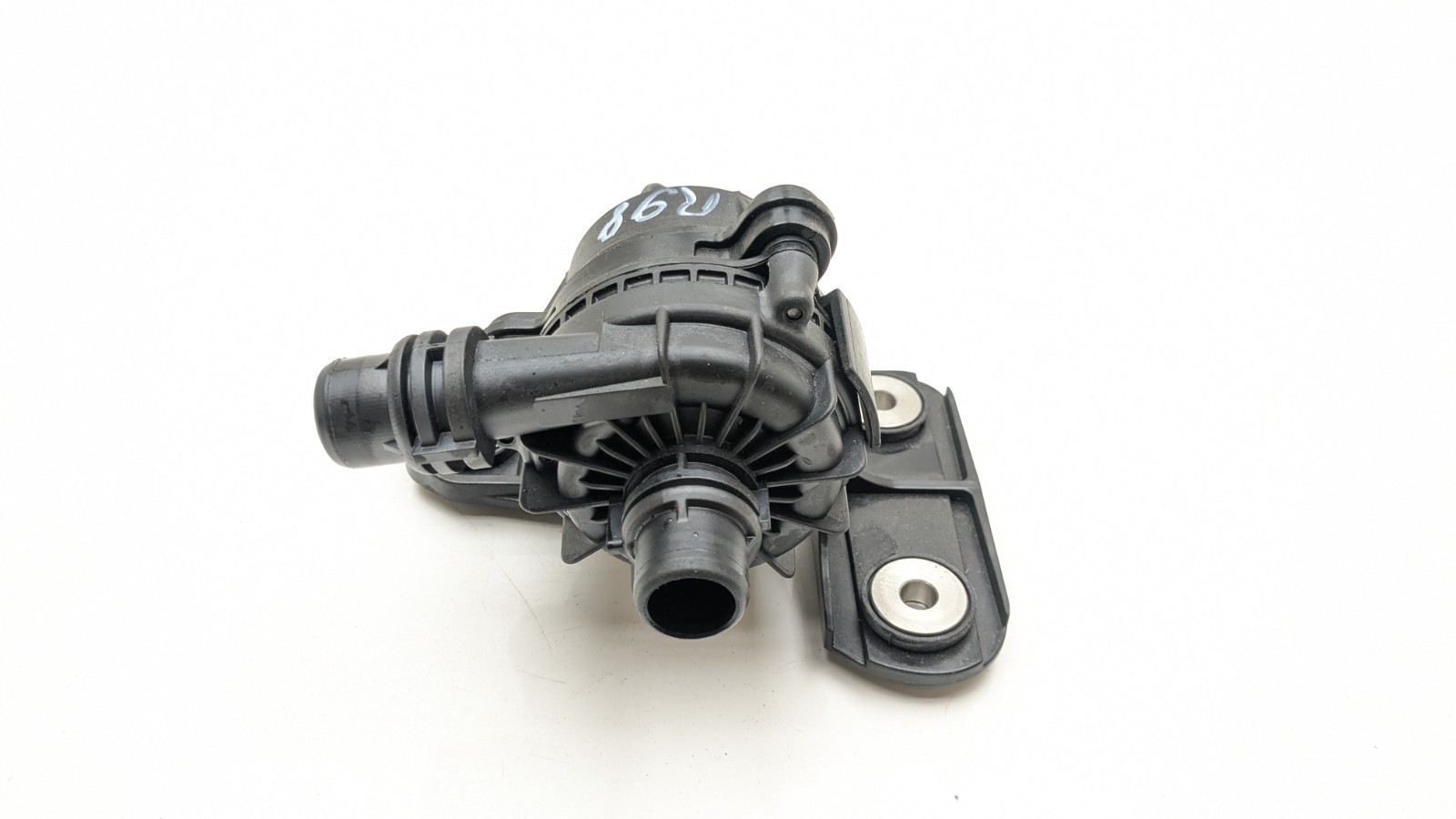 RANGE ROVER EVOQUE L551 MK2 AUXILIARY WATER PUMP M8E28501DB 2025
