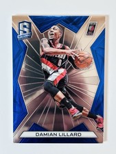 Damian Lillard Autographs in 2012-13 Panini Innovation Basketball 15