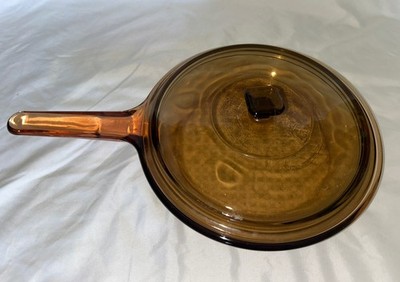 Vision Corning 10  Waffle Bottom Amber Glass Frying Pan Skillet w/Pyrex Lid