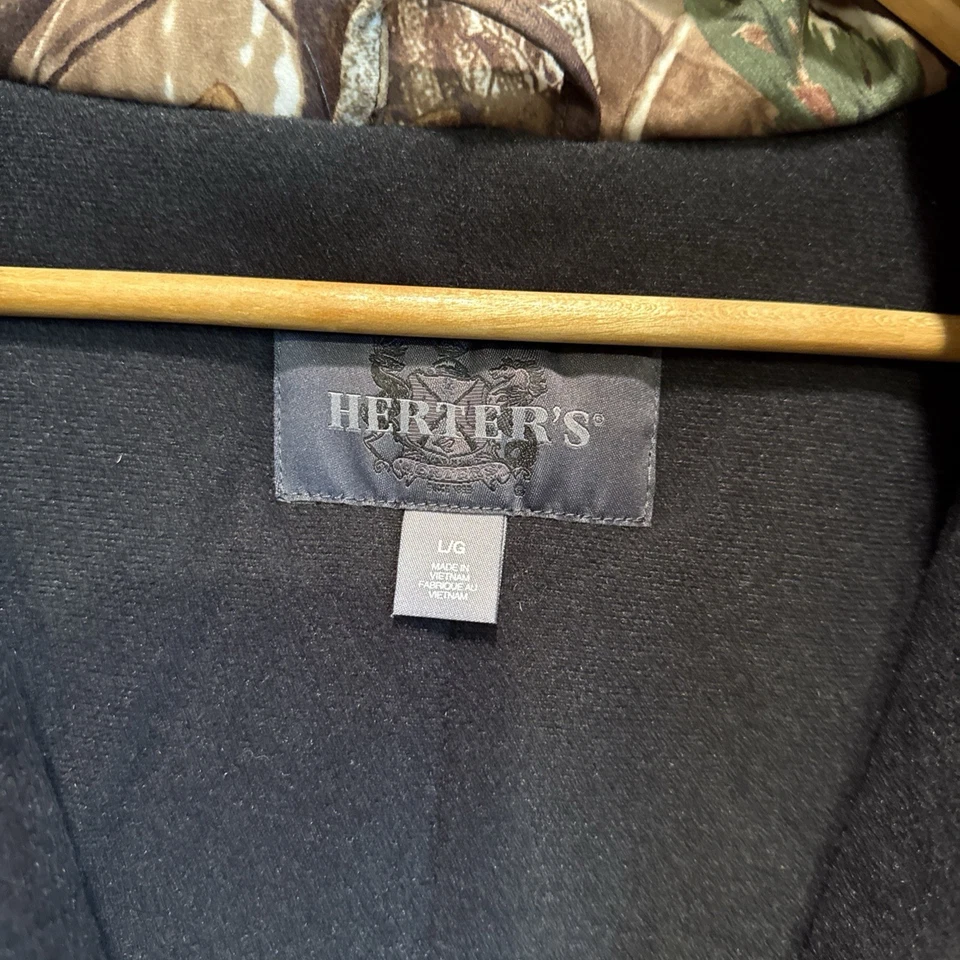 Cabelas Herters Real Tree Camo Hunting Jacket Coat Hood Insulated Size L NEW - Image 3 of 4