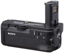 Sony Vertical Grip VG-C2EM   Vertical Battery Grip for Sony  7 II  7R II  7S II