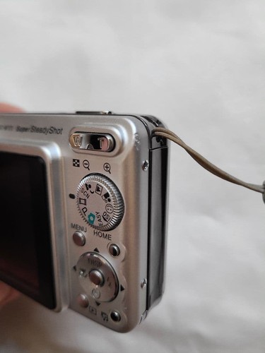 SONY Cyber shot DSC W170 Compact Digital Camera pre-owned condition Ready - Picture 5 of 12