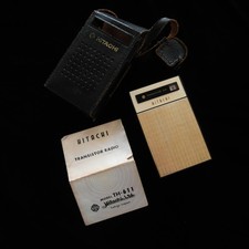 HITACHI TH-611 AM RADIO