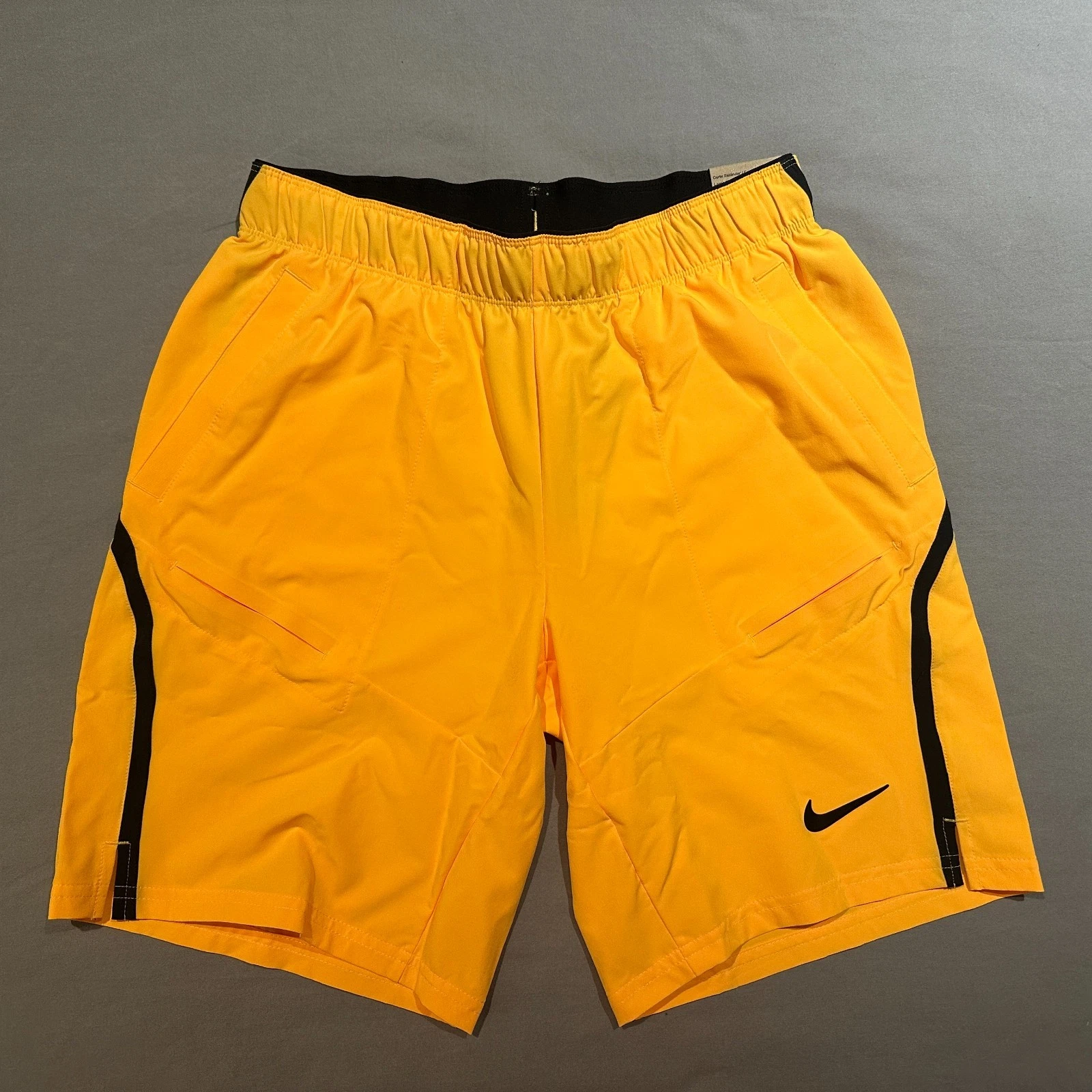 Nike Court Advantage Dri-Fit Tennis Shorts Yellow Gold Medium
