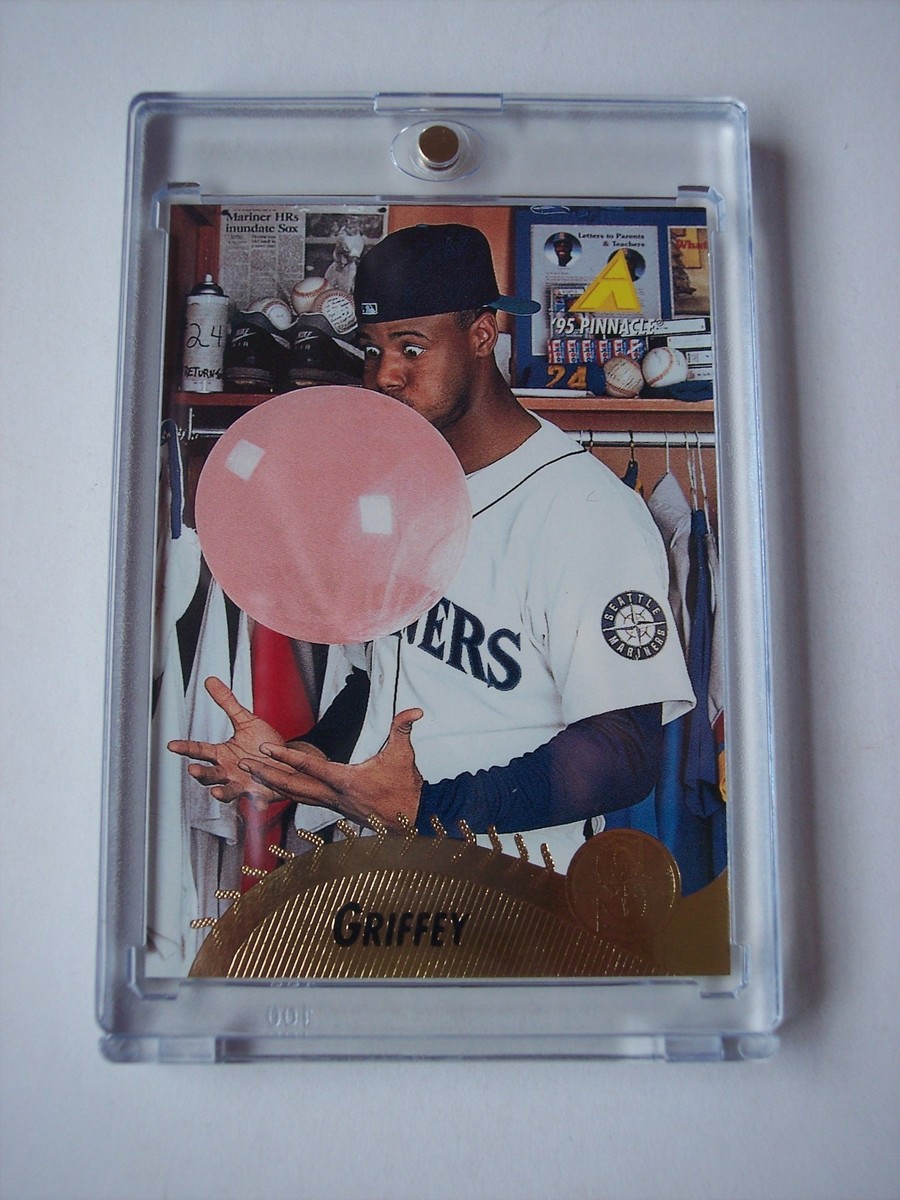 1995 Pinnacle baseball Ken Griffey Jr bubble gum card #198 NM or