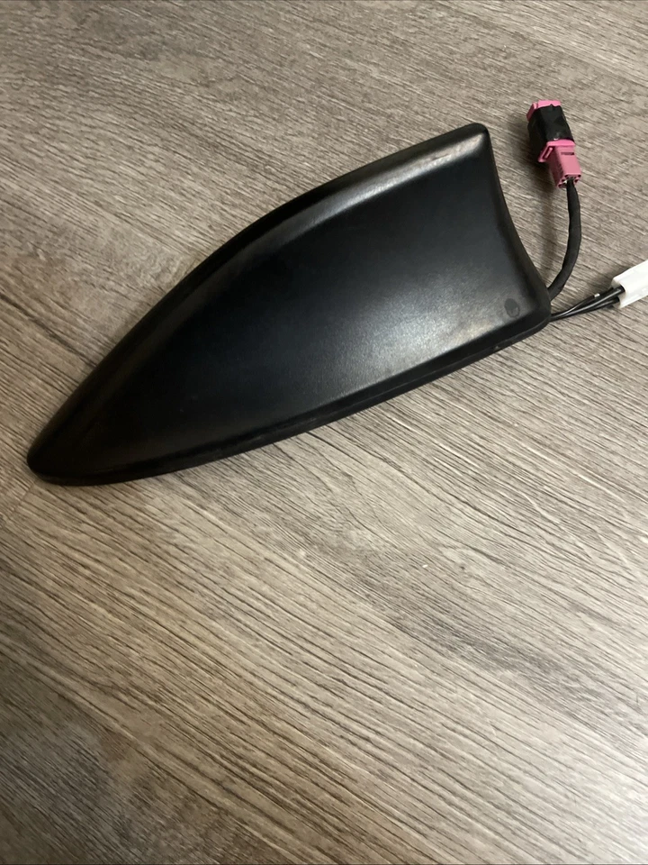 2024-2025 SUBARU CROSSTREK ROOF SHARK FIN ANTENNA RECEIVER BLACK OEM /54 - Image 2 of 4