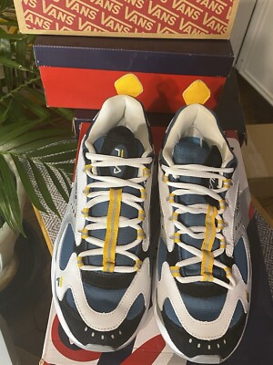 Fila Boveasorus x Fixture White Grey Size 10. Brand New 1RM00976