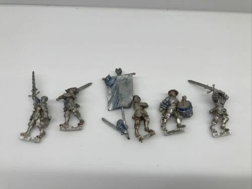 The Empire Games Workshop Warhammer Fantasy Chaos Partially Assembled/Painted