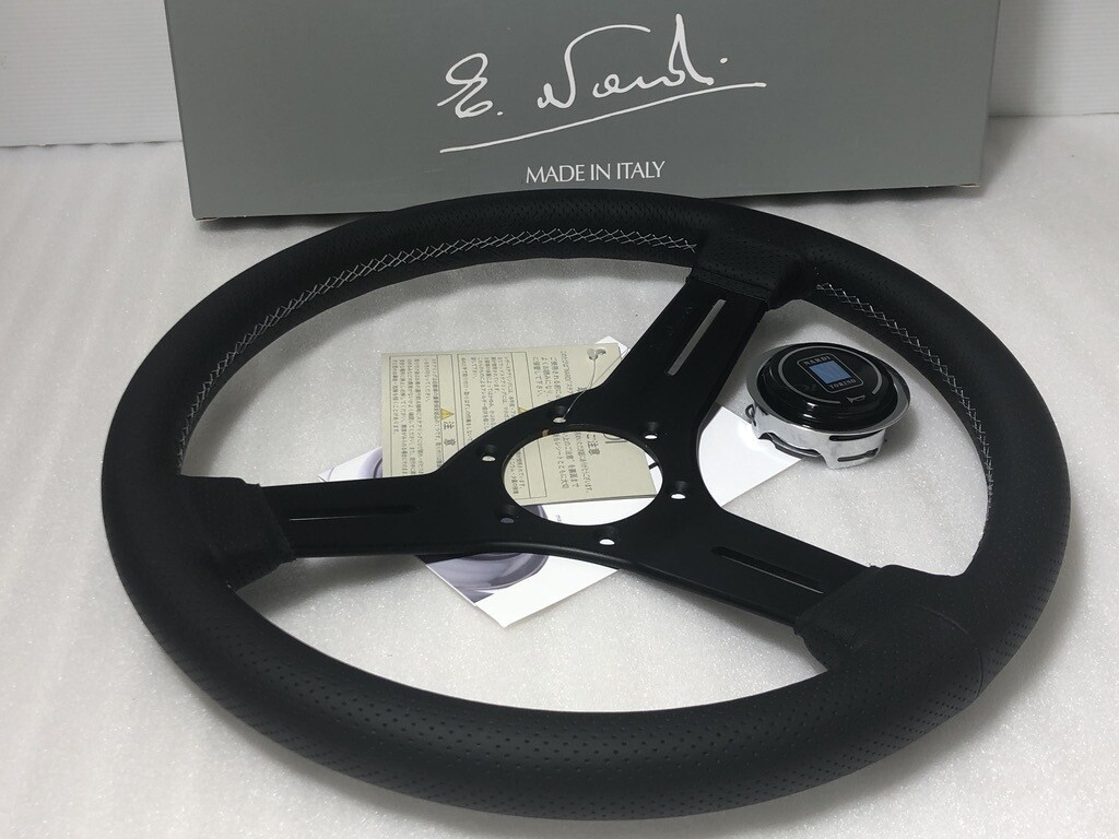 NARDI コンペティション 33φ N081 NARDI 正規品 ナルディ COMPETITION ブラックパンチングレザー