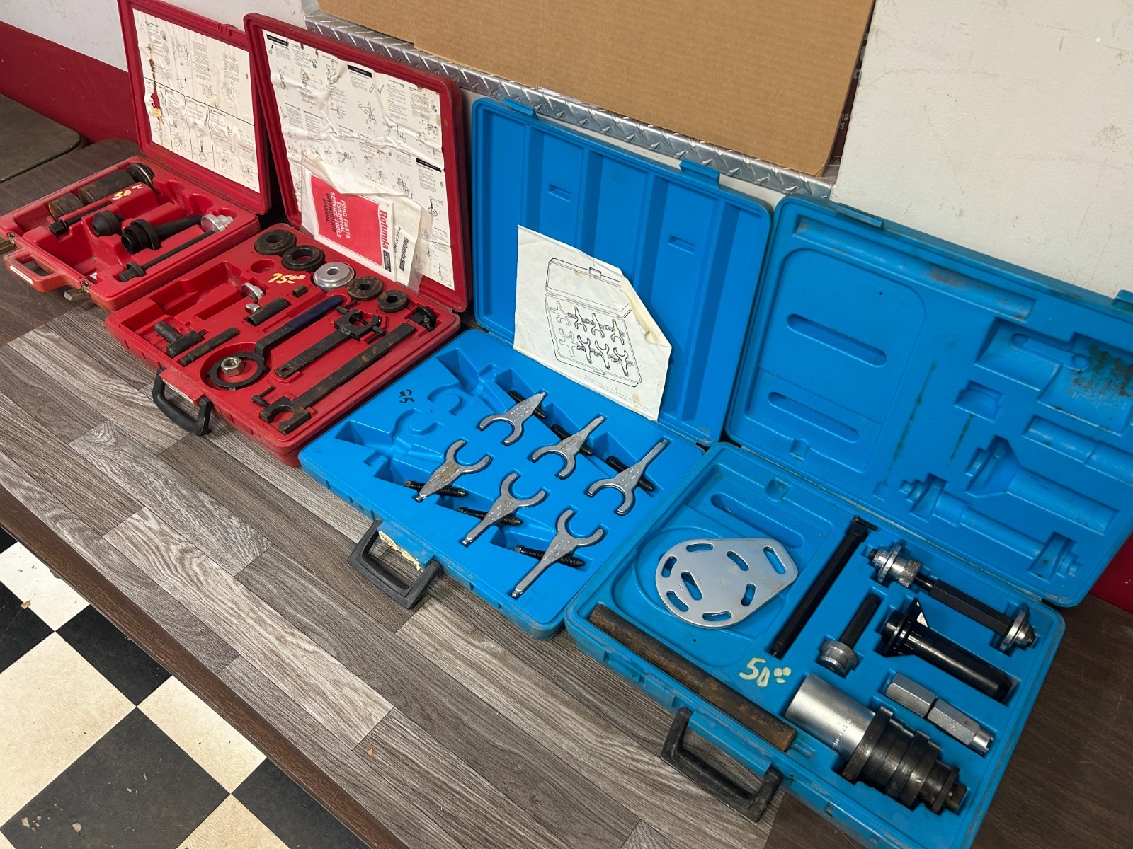 LOT OF 4 VINTAGE 1970s FORD ROTUNDA SERVICE TOOL KITS 925
