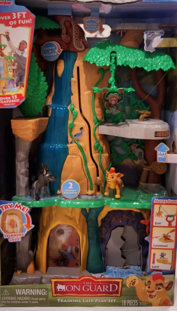 Disney The Lion Guard Training Lair Play Set NEW RARE Lights Sound